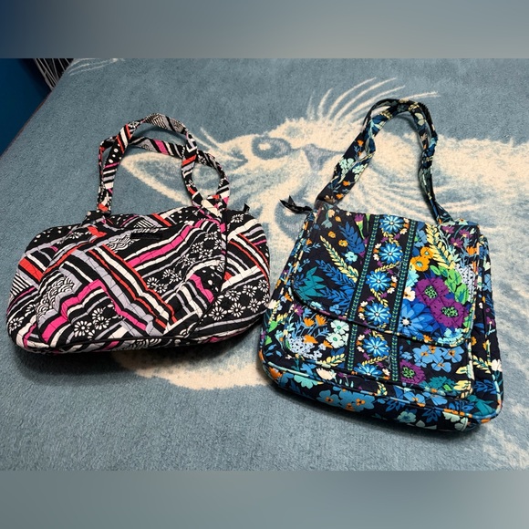 Two Vera Bradley Navy Floral and Black/White Geometric Patterned Women's Bags - Picture 2 of 12